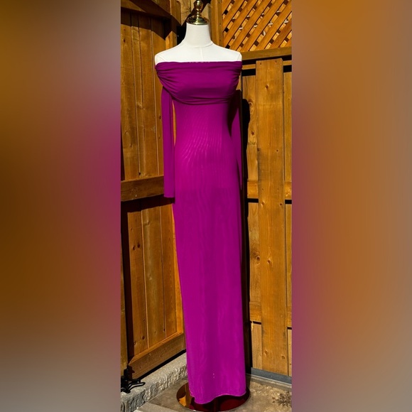 🆕 BRONX & BANCO 🧿 NWOT Monica Off-Shoulder Gown, Fuschia - Sz L - US 8 - Picture 10 of 16